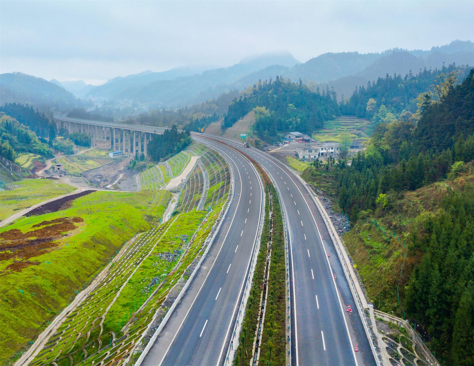 叙威高快公路